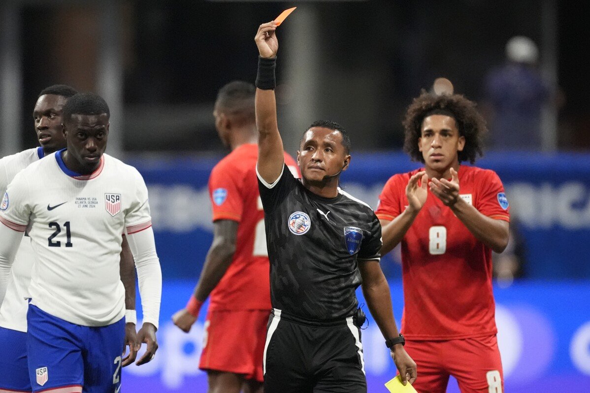 Kehilangan Kendali Tim Weah Mengakibatkan Kartu Merah, Biaya Amerika Serikat di Copa America